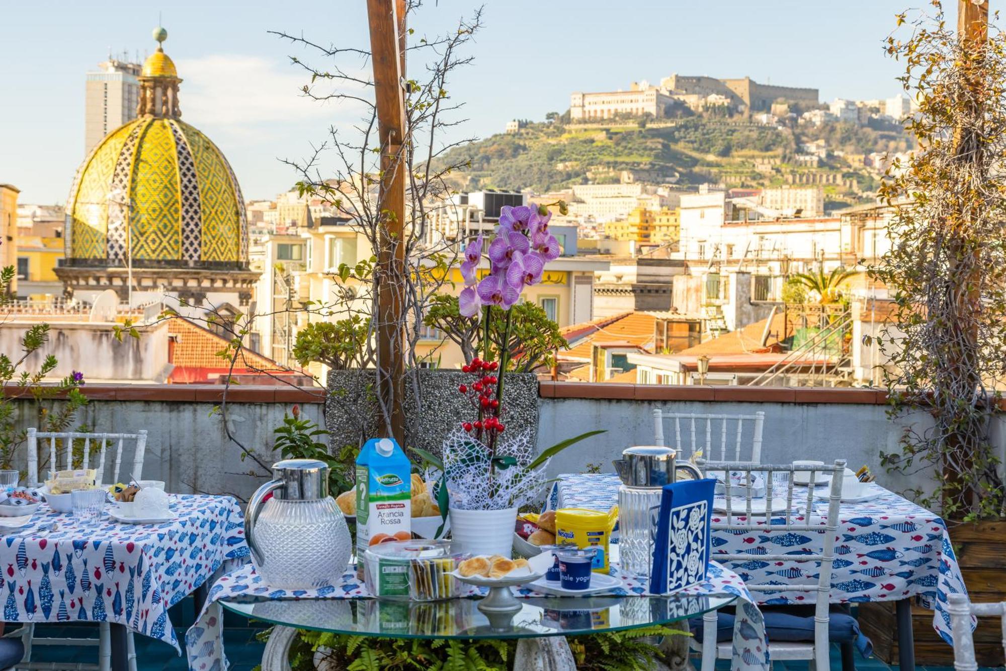 La Casa Di Bruno Napoli Bed & Breakfast Екстериор снимка