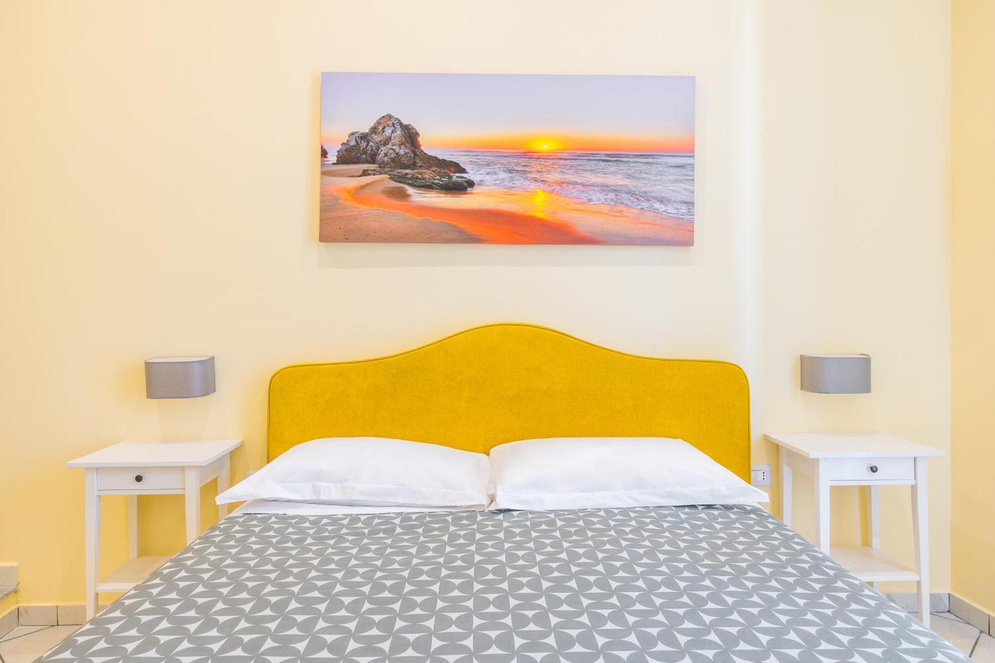 La Casa Di Bruno Napoli Bed & Breakfast Екстериор снимка