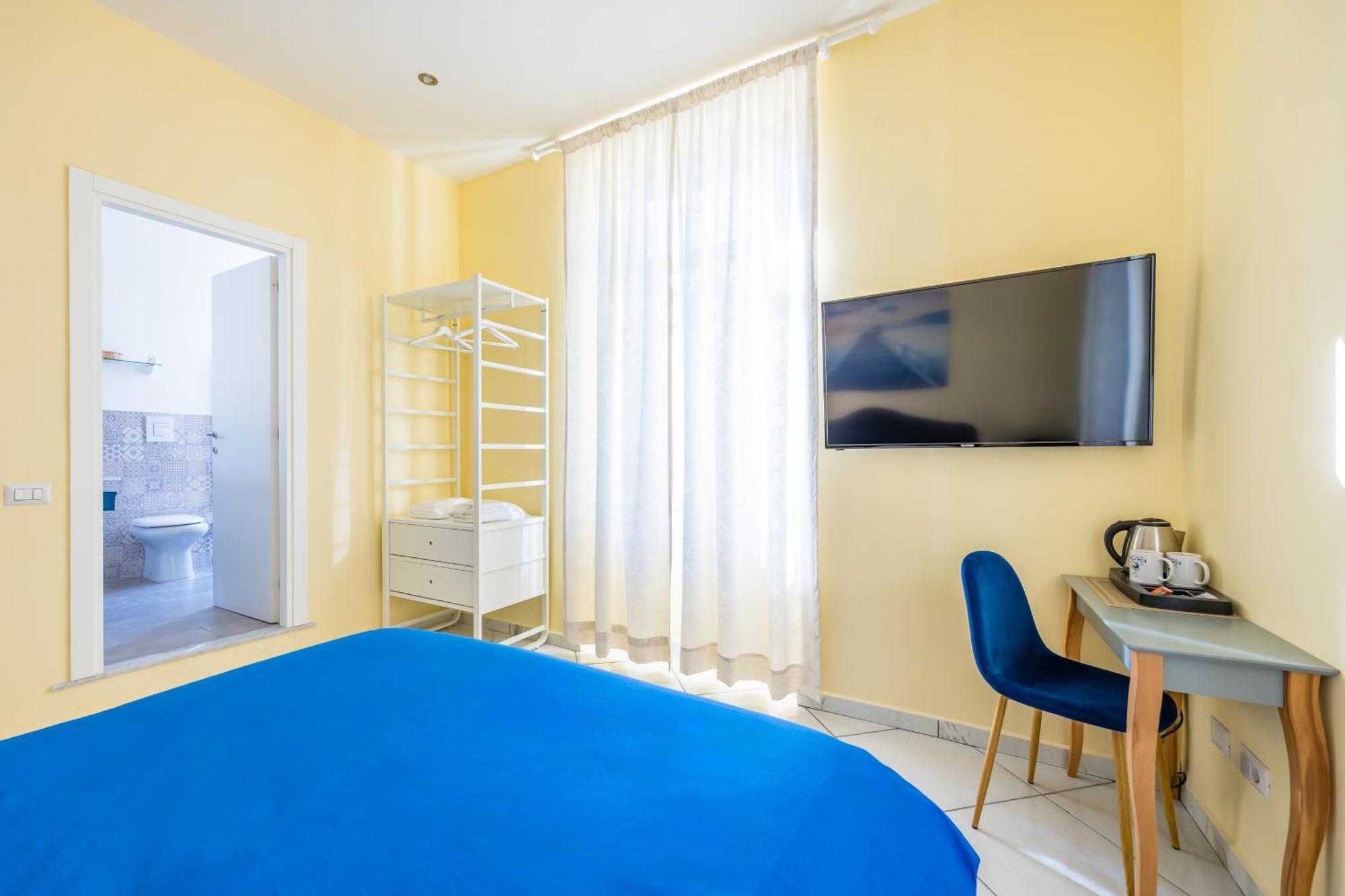 La Casa Di Bruno Napoli Bed & Breakfast Екстериор снимка