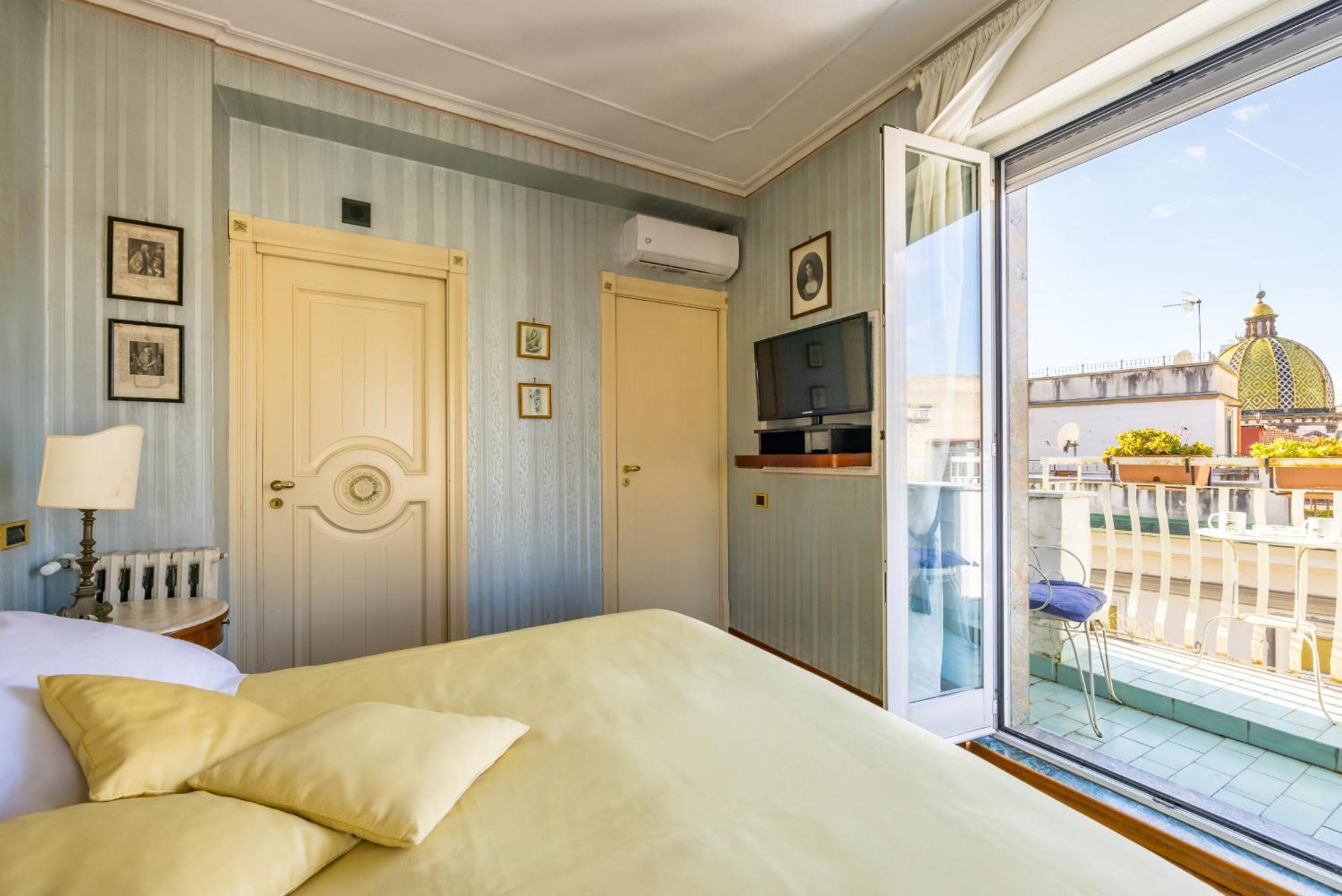 La Casa Di Bruno Napoli Bed & Breakfast Екстериор снимка